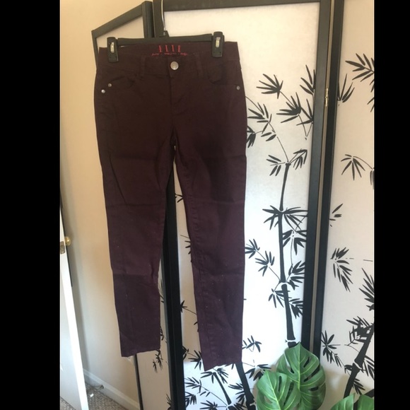 Sparkly Burgundy Jeans - Picture 2 of 8